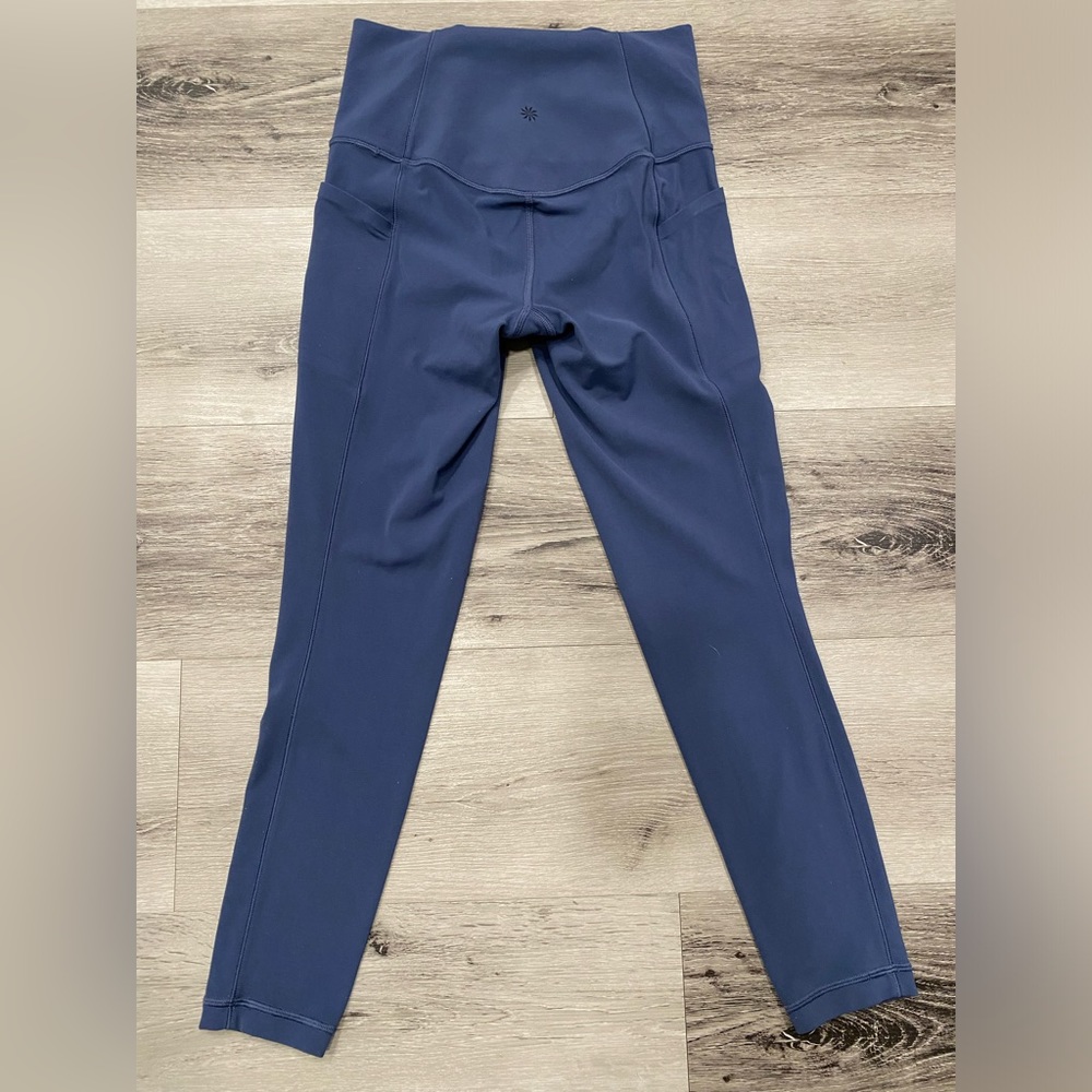 ATHLETA Salutation 7/8 Tight in Powervita, Size XS, Blue - Picture 5 of 7